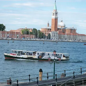  Apartment Locazione Mery Italy