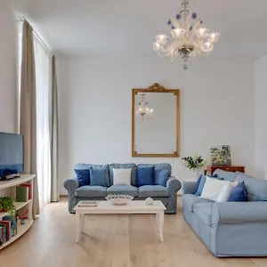 rambaldi-apartments-6.hotelinveneto.com/