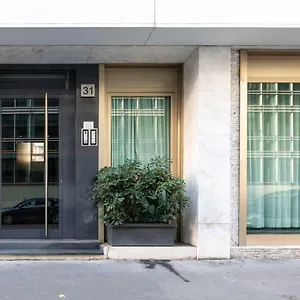 Station Apartment